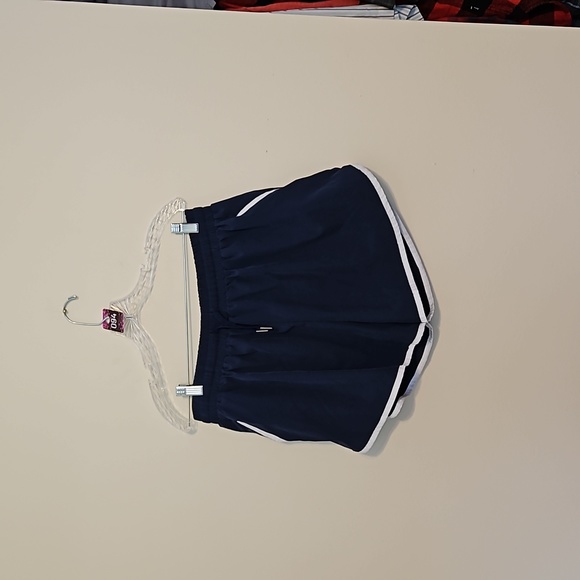 n/a Pants - Navy and white drawstring shorts with pockets.